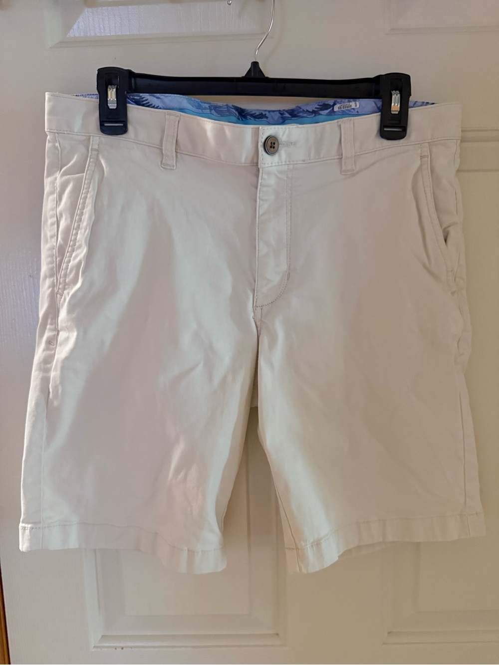 Tommy Bahama Men's Cream Flat Front Shorts